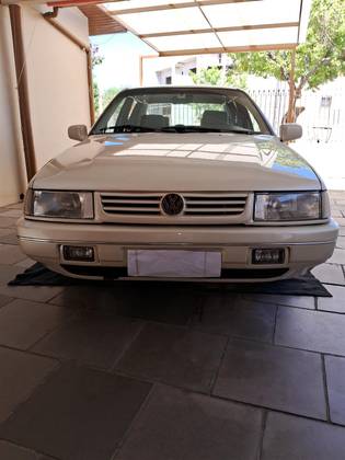 VOLKSWAGEN SANTANA 2.0 GL 8V GASOLINA 4P MANUAL VOLKSWAGEN SANTANA 2.0 GL 8V GASOLINA 4P MANUAL